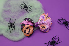 Load image into Gallery viewer, Girly Ghouls Shape Bow
