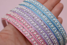 Load image into Gallery viewer, Rhinestones and Pearls Headband
