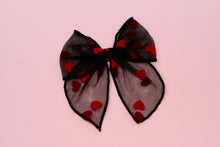 Load image into Gallery viewer, Tulle Hearts Medium Remi Bows
