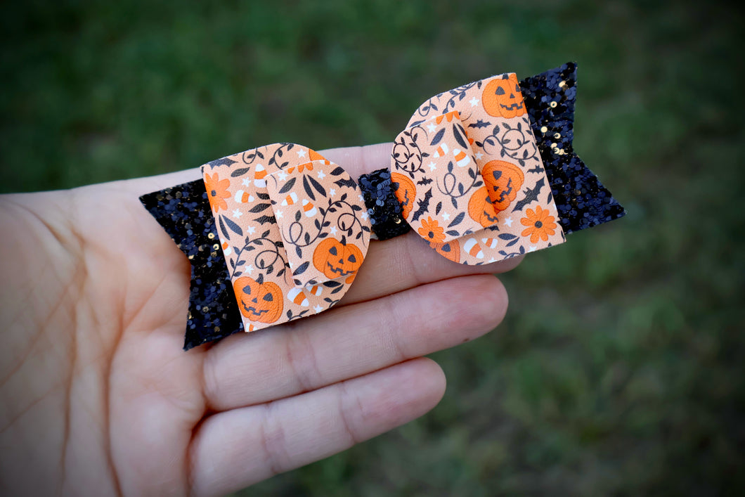 Halloween Pumpkins Large Sophia Bow