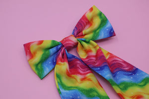 Bright Rainbow Wavy Stripe Medium Coquette Bow (Alligator Clip Only)