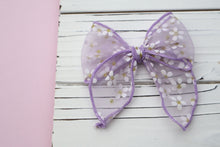 Load image into Gallery viewer, Glitter Daisies Tulle Medium Remi Bow (Alligator Clip Only)
