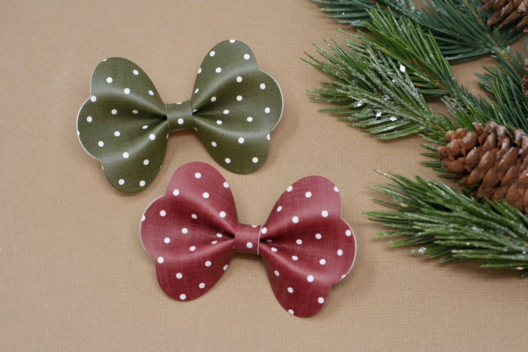 Christmas Linen Dots Medium Maggie Bow