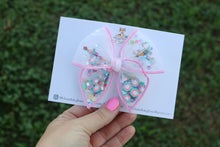 Load image into Gallery viewer, Rainbows &amp; Flowers Small Remi Shaker Bow (Alligator Clip Only)
