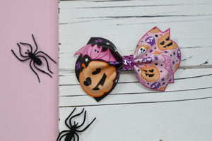 Girly Ghouls Shape Bow