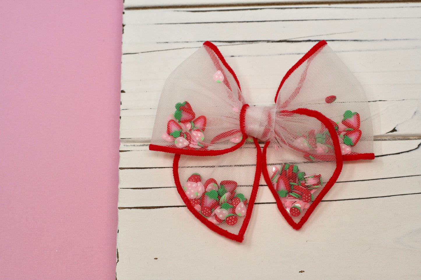 Sweetest Strawberries Small Remi Shaker Bow (ALLIGATOR CLIP ONLY)