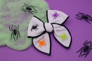 Plush Spiders Medium Remi Bow (Alligator Clip Only)