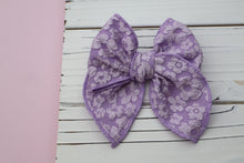 Load image into Gallery viewer, Embossed Floral Medium Remi Bows (Alligator Clip Only)
