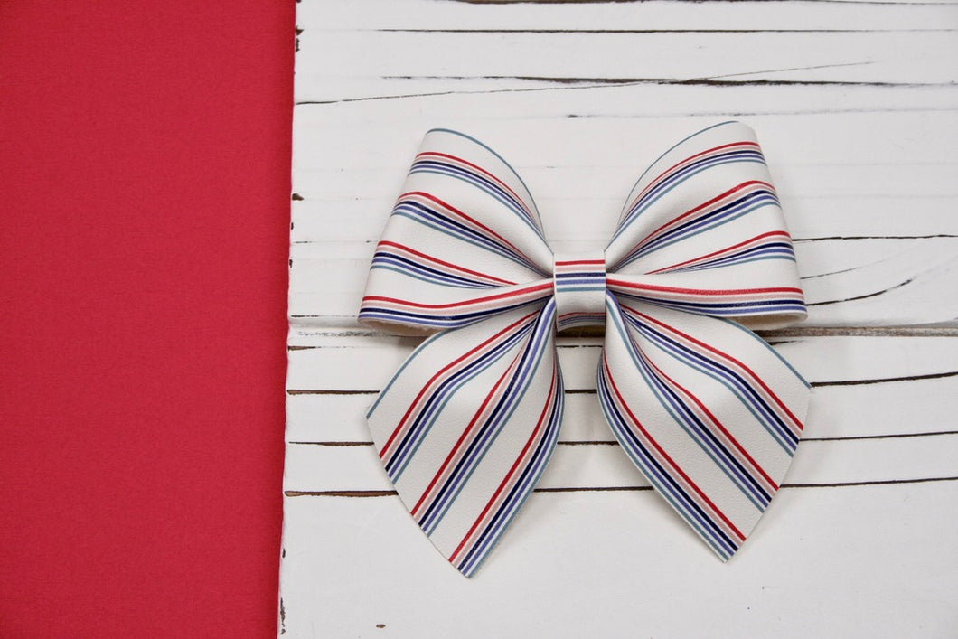 Trendy Patriotic Stripes Medium Giana Bow