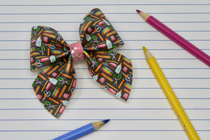 School Supplies Medium Giana Bow