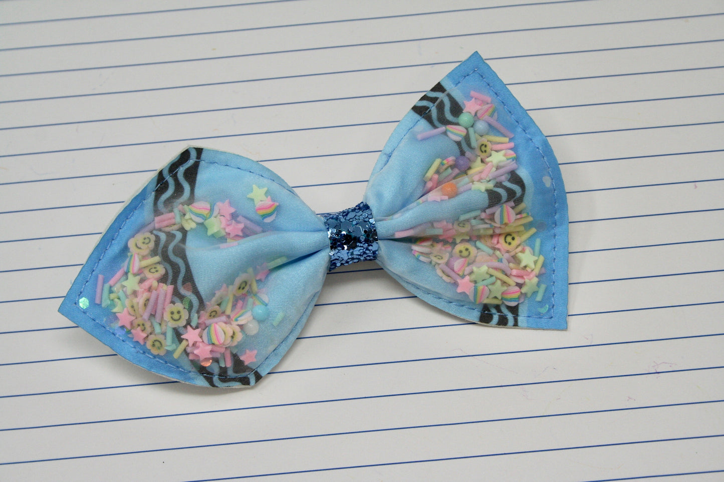 Crayon Shaker Bow