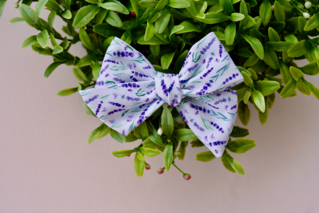 Lavender Blooms Small Everly Bow