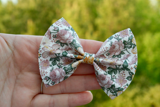 Blushing Vintage Floral Baby Kate Bow