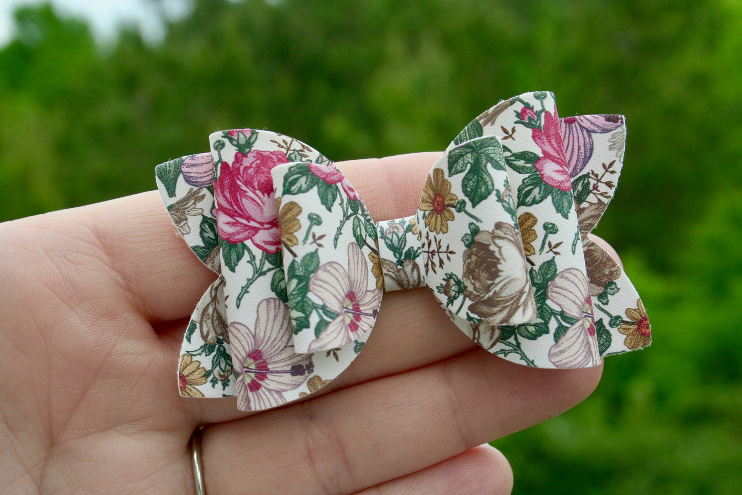 Bright Vintage Floral Emmy Bow