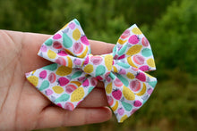 Load image into Gallery viewer, Tutti Fruitti Large Everly Bow
