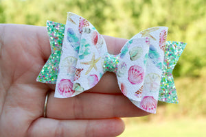 Watercolor Seashells Medium Ellie Bow