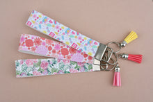 Load image into Gallery viewer, Sweet Summer Wristlets
