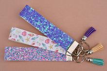 Load image into Gallery viewer, Mermaid Kisses Wristlets
