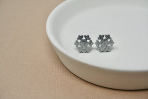 Silver Snowflake Acrylic Studs