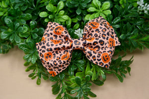 Jack-o’-Leopard Jayme Bow