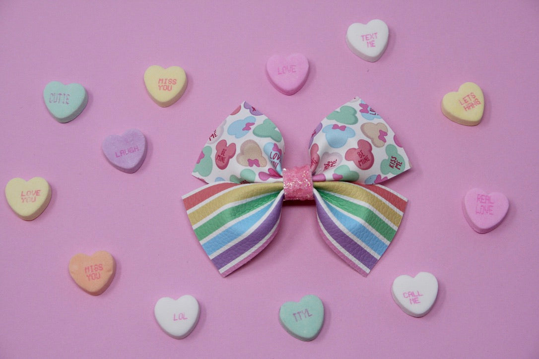 Conversation Heart Friends Wren Bow