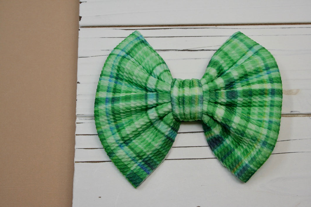 St. Paddy’s Plaid Capri Bow