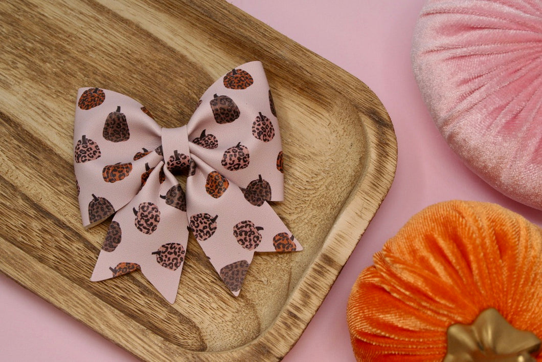 Leopard Pumpkins Maizie Bow