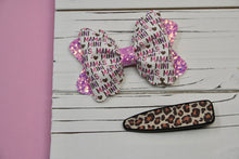 Load image into Gallery viewer, Leopard Mama’s Mini Bailey Bow &amp; Luxe Clip Set
