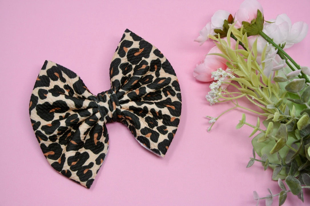 Capri Bows