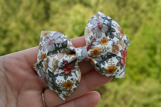 Vintage Floral Jayme Bow