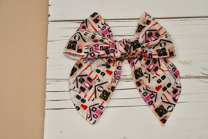 Haunted Houses Large Remi Bow