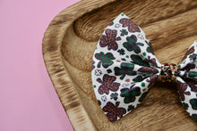 Load image into Gallery viewer, Leopard Shamrocks Baby Kate Bow
