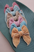 Load image into Gallery viewer, Muslin Gauze Medium Remi Bows
