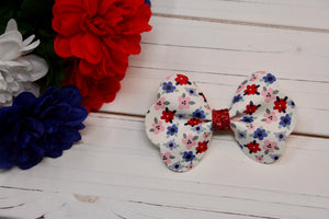 July Fourth Floral Medium Maggie Bow