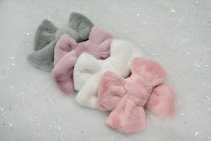 Winter Plush Large Everly Bows