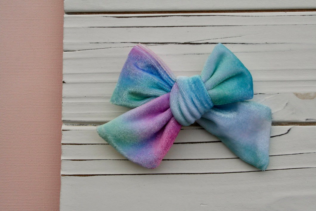 Pastel Tie Dye Velvet Large Everly Bow