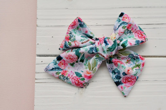 Pink Blush Floral Large Everly Bow