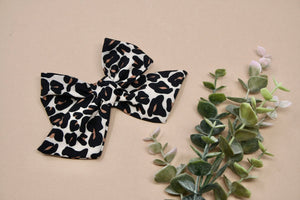 Wild Leopard Large Everly Bow