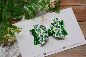 Classic Shamrocks Medium Ellie Bow