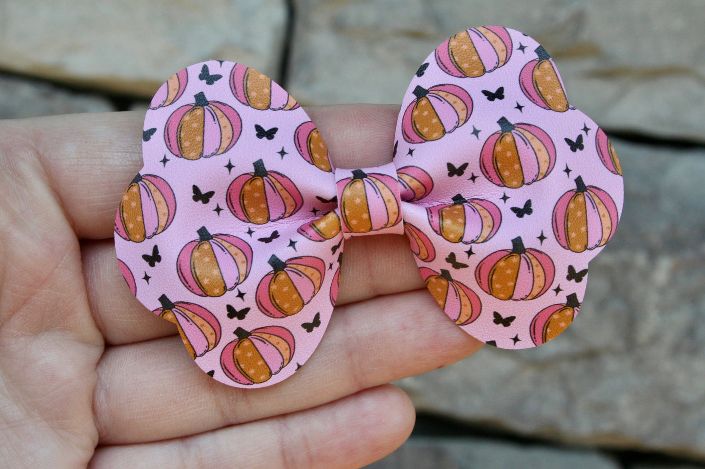 Pretty Pink Pumpkins Medium Maggie Bow