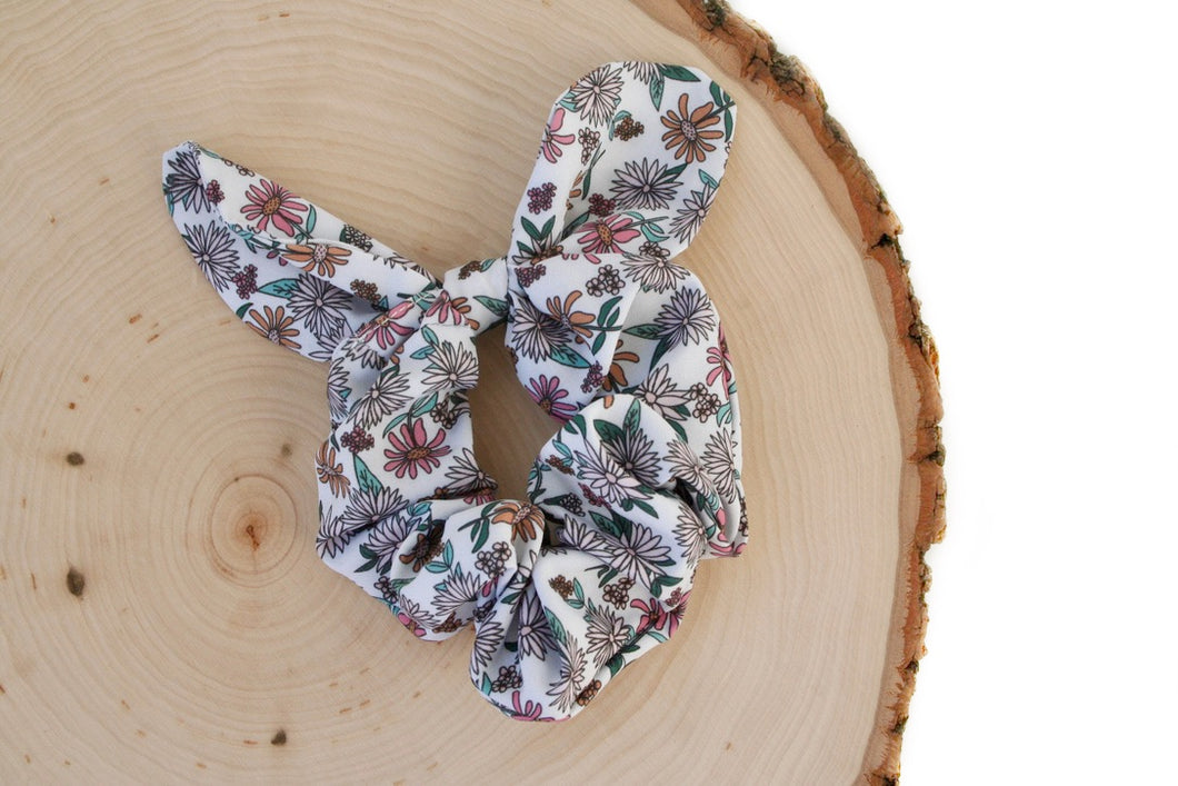 Fall Daisies Scrunchie