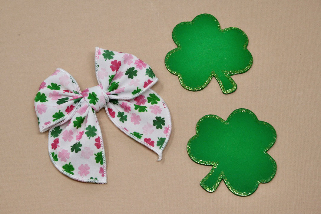 Girly Shamrocks Medium Remi Bow