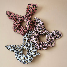 Load image into Gallery viewer, Leopard Everything Scrunchies
